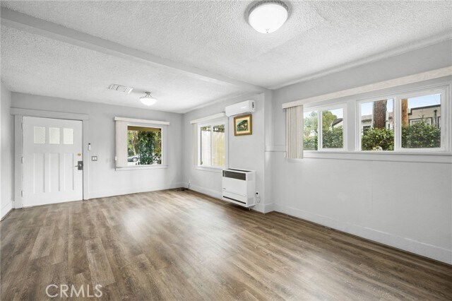 Foto del edificio - 304 E Garfield Ave