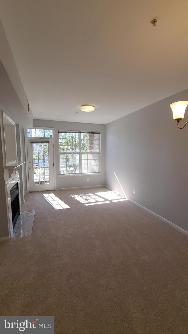 2665 Manhattan Pl Unit 103, Vienna, VA 22180 Condo for Rent in Vienna