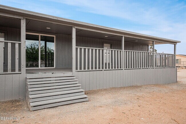 Building Photo - 14741 Bocalusa Ave