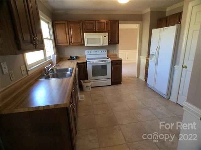 Foto del edificio - 3900 Brownes Ferry Rd