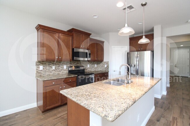 Building Photo - 7312 N 90th Ln