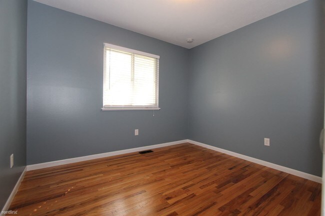 Building Photo - 4475 Chesterfield Blvd NW