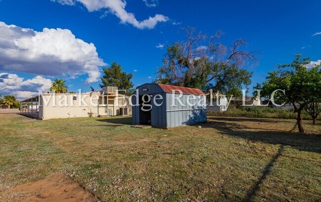 Building Photo - 1018 S 96th Pl