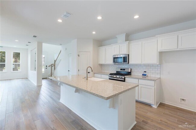 Foto del edificio - 10218 N 15th St