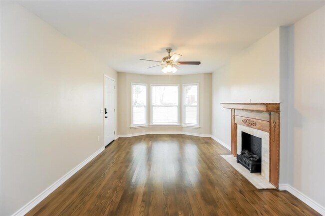 Foto del edificio - 3809 NW 24th St