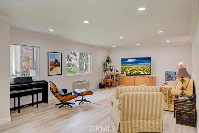 Building Photo - 5500 Paseo Del Lago W