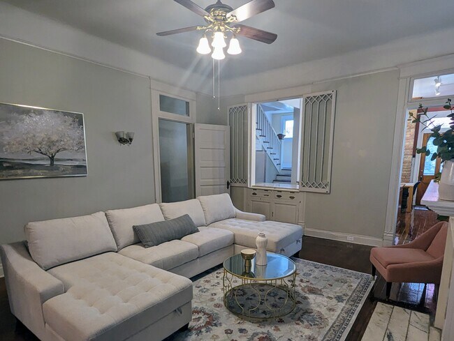 Foto del edificio - 5107 Dryades St