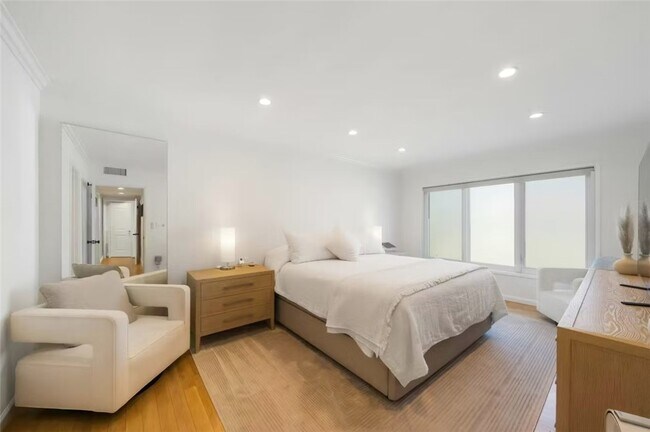 Foto del edificio - 3407 Huxley St