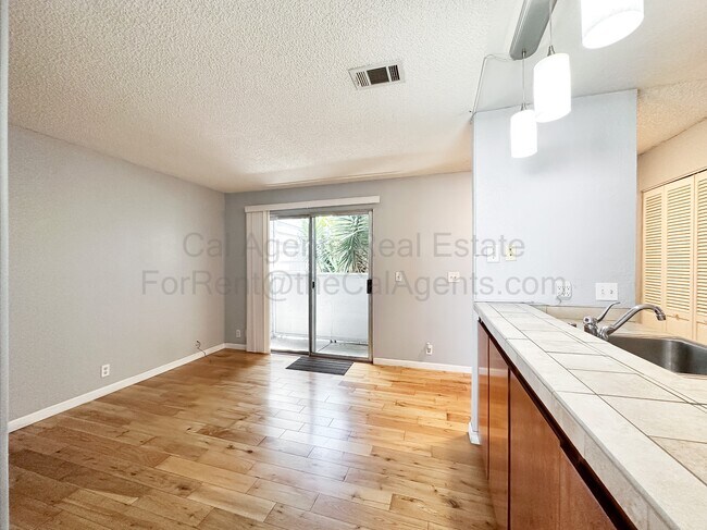 Foto del edificio - 29621 Red Oak Ct