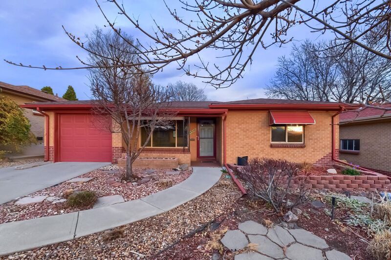 Foto principal - 4950 Fenton St