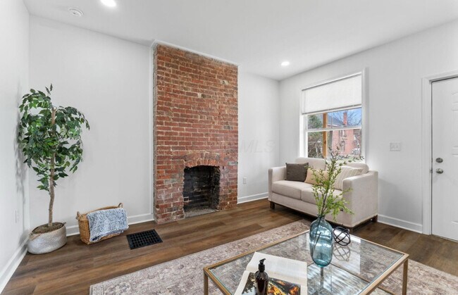 Foto del edificio - 464-466-466 N Garfield Ave