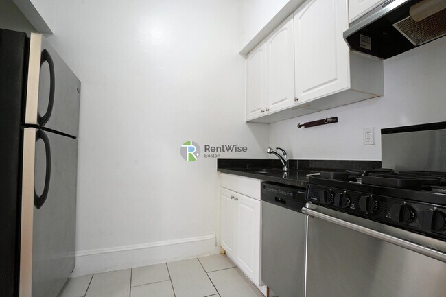 Foto del edificio - 61 Brighton Ave