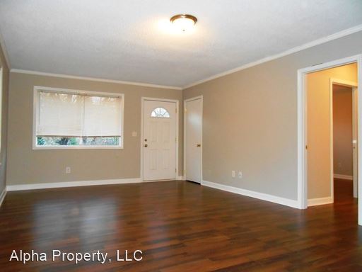Building Photo - 1 Wintergreen Ln