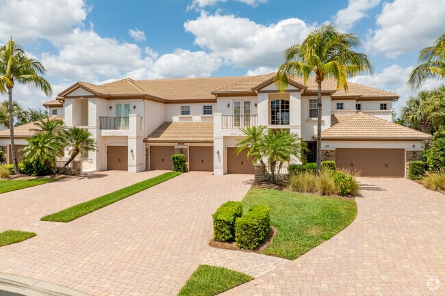 8026 Players Cove Dr Naples, FL 34113 - Players Cove