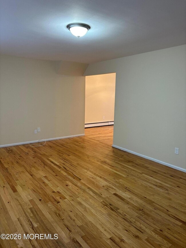 Foto del edificio - 330 NJ-35