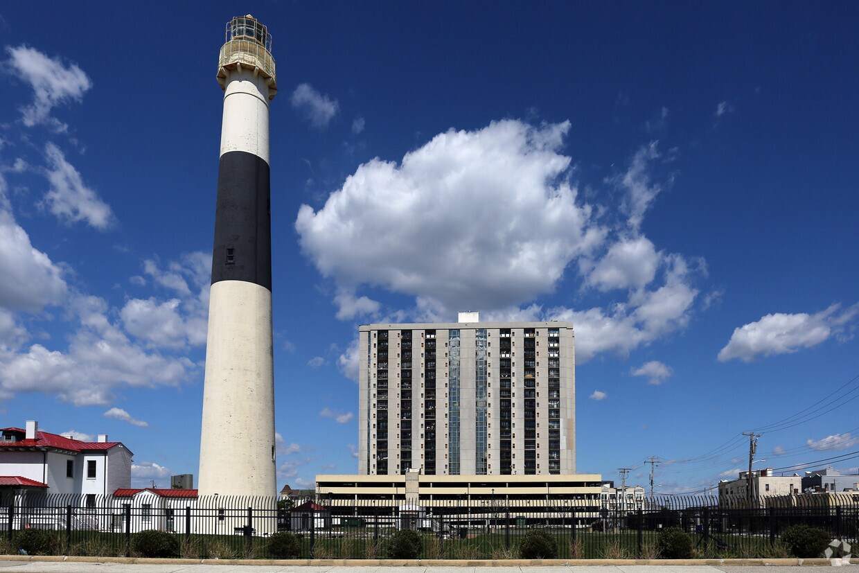 Lighthouse Plaza Apartments Atlantic City, NJ