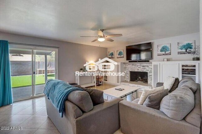 Foto del edificio - 4145 W Danbury Dr