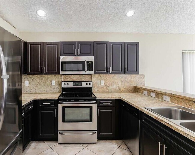 Foto del edificio - 2033 NW 178th Way