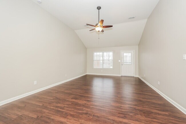 Building Photo - 2008 Slayton Dr
