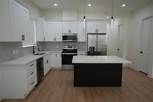 Foto del edificio - 3831 Goodhope St