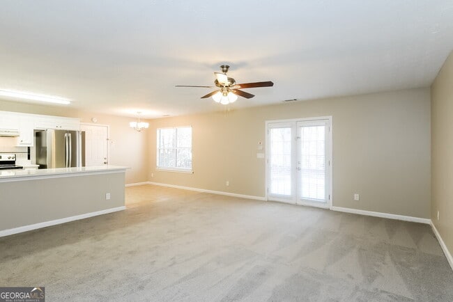 Building Photo - 235 Riverbrooke Terrace
