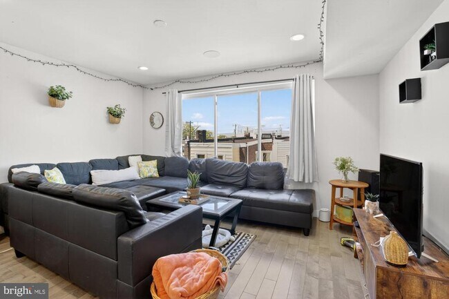 Foto del edificio - 1650 Point Breeze Ave