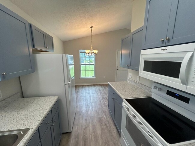 Building Photo - 766 Rosa Parks Cir