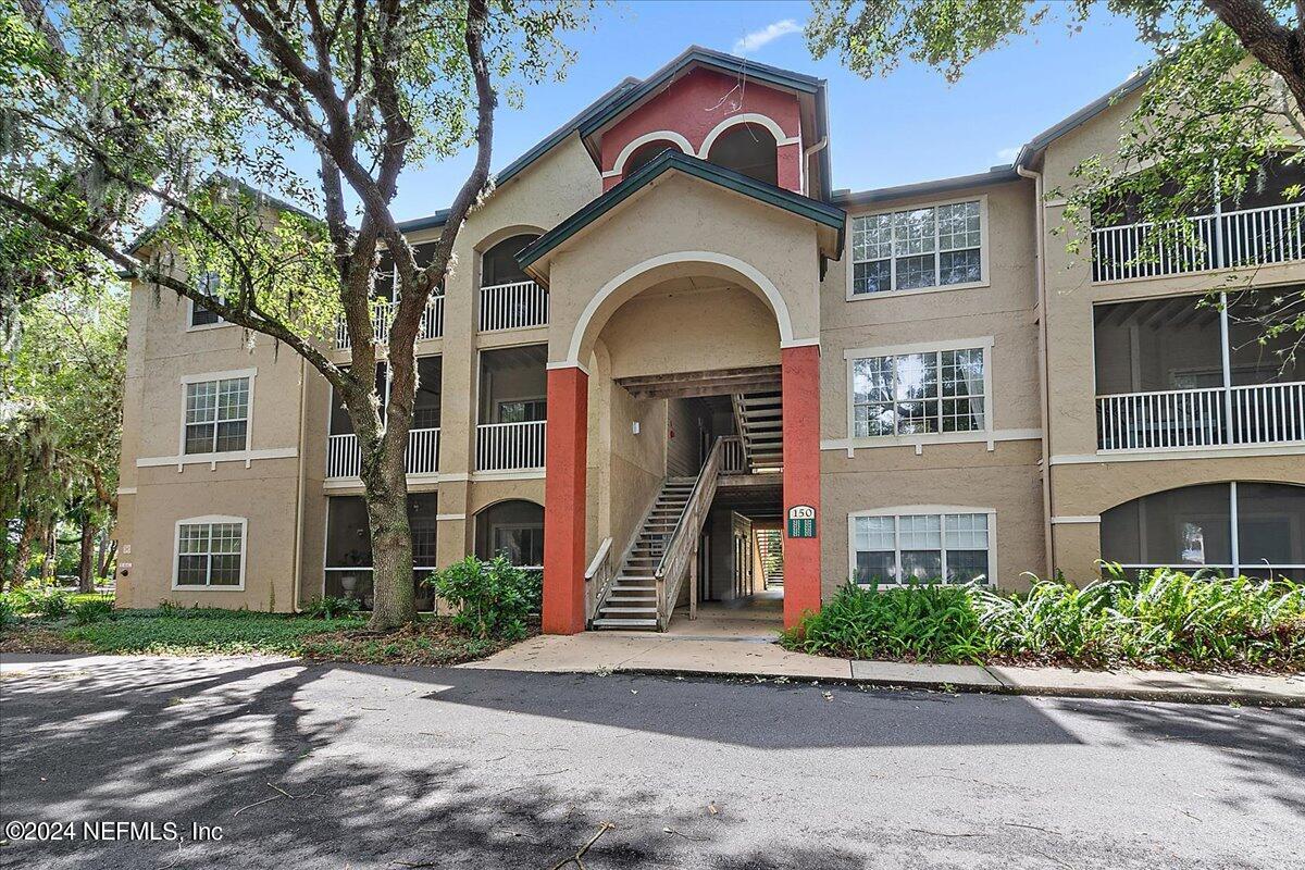 Primary Photo - 150 Veracruz Dr