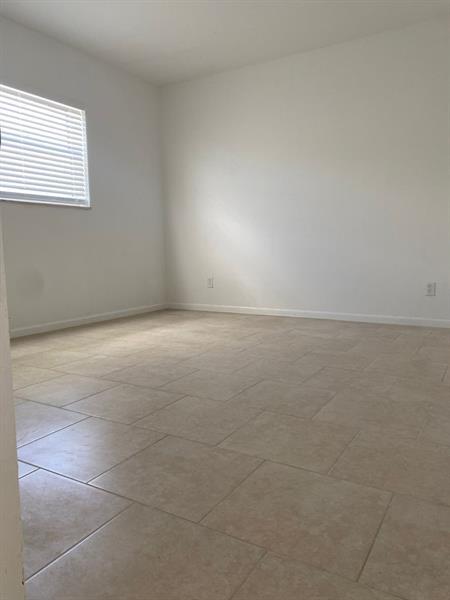 Foto del edificio - 3611 N Dixie Hwy