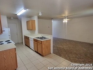 Building Photo - 8011 Maverick Climb