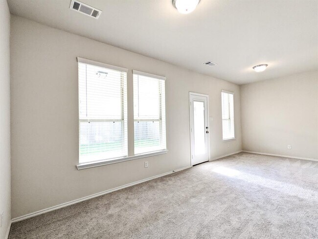 Building Photo - 3144 Founders Rock Dr