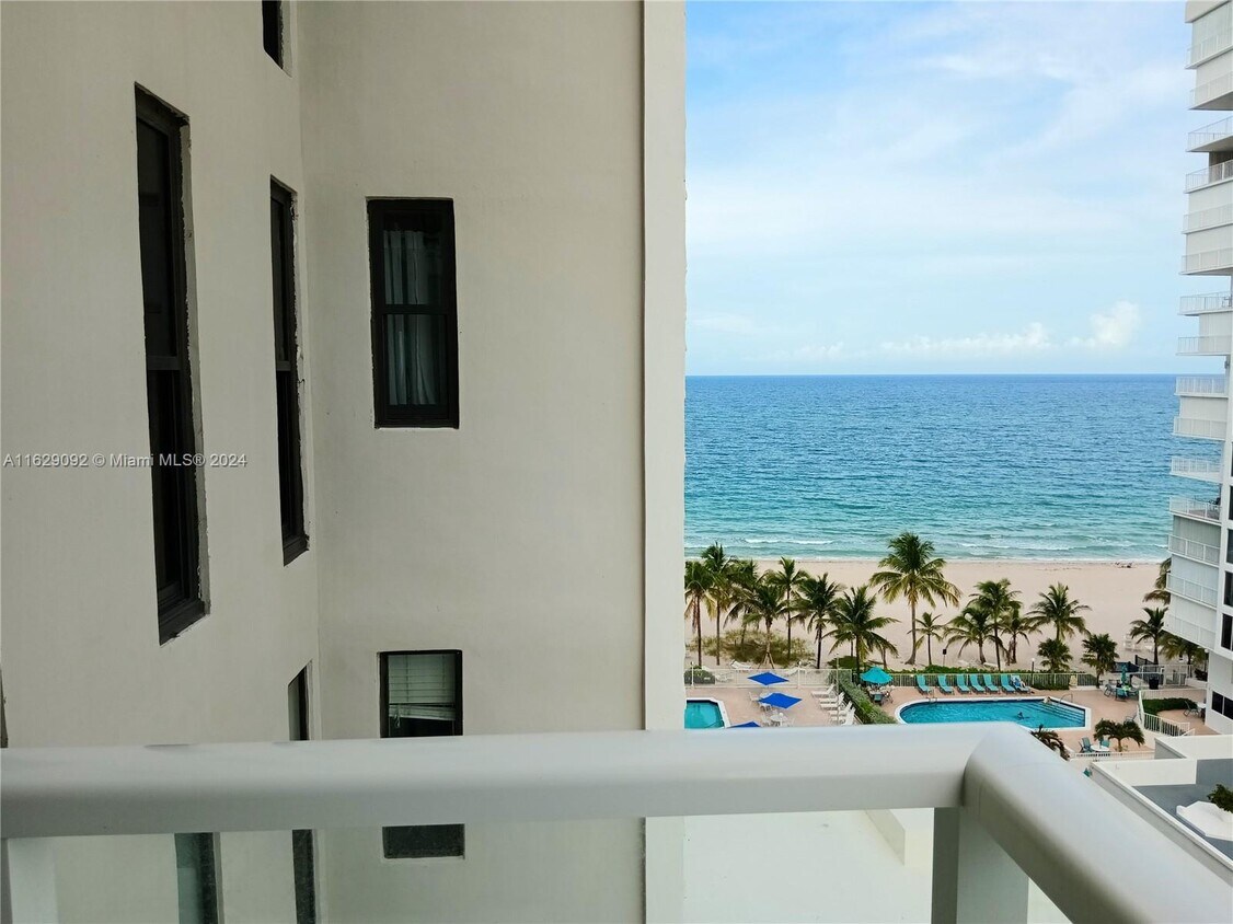 Primary Photo - 1000 S Ocean Blvd
