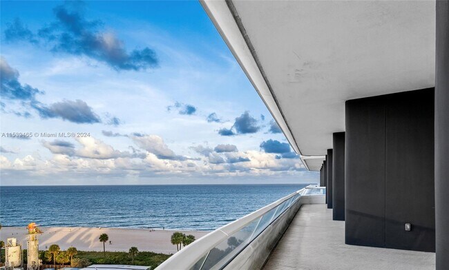 Foto del edificio - 3315 Collins Ave