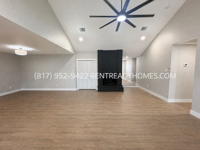 Building Photo - 16511 Quail Briar Dr