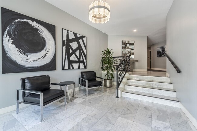 Chic modern foyer - 8490 Fountain Ave