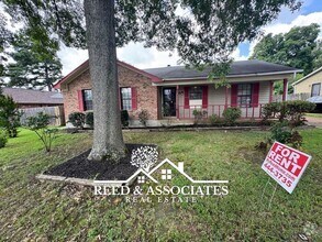 Building Photo - 4811 Barkshire Dr
