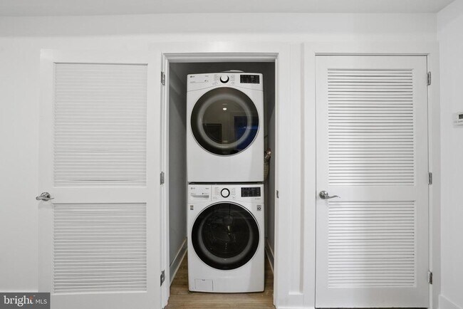 Building Photo - 3626 N 19th St