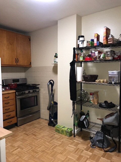 Kitchen - 714 N 24th St