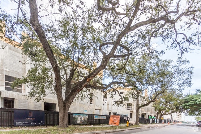 Building Photo - One Bay Residences