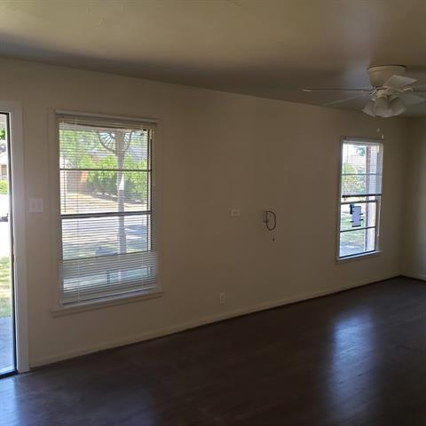 Foto del edificio - 10646 Wood Dale Dr