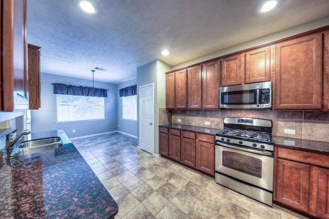 Building Photo - 5402 Ringneck Glen Dr