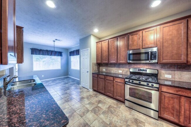Foto del edificio - 5402 Ringneck Glen Dr