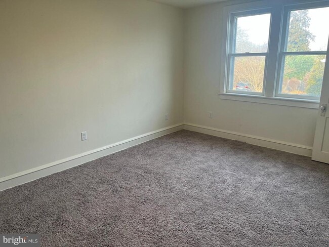 Building Photo - 38 S Main St