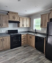 35 Landrey Dr