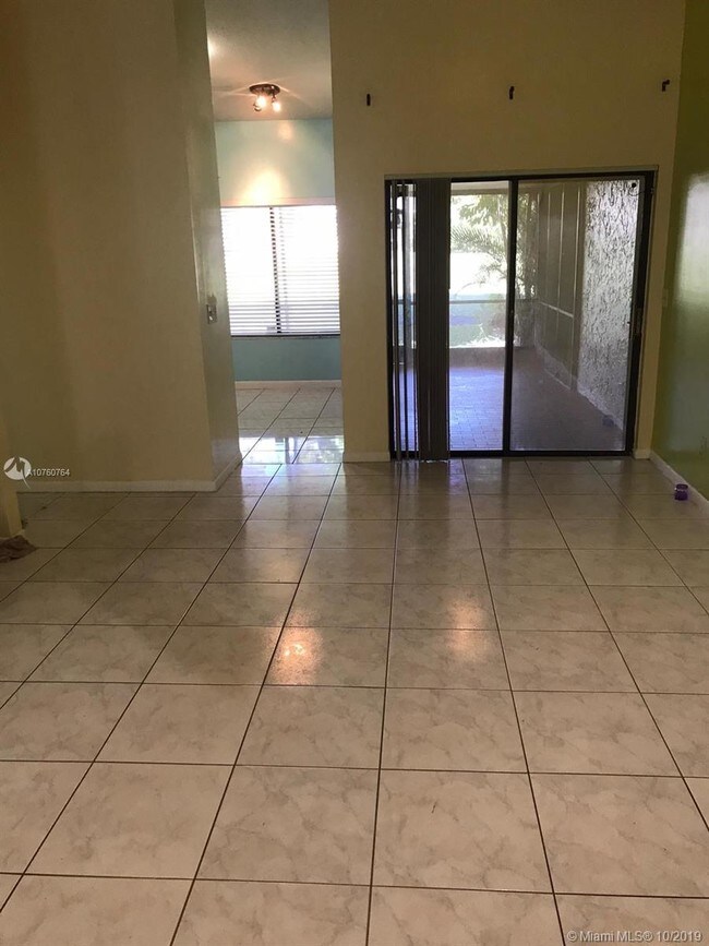 3555 Inverrary Blvd W Unit 3555, Lauderhill, FL 33319 Apartment for