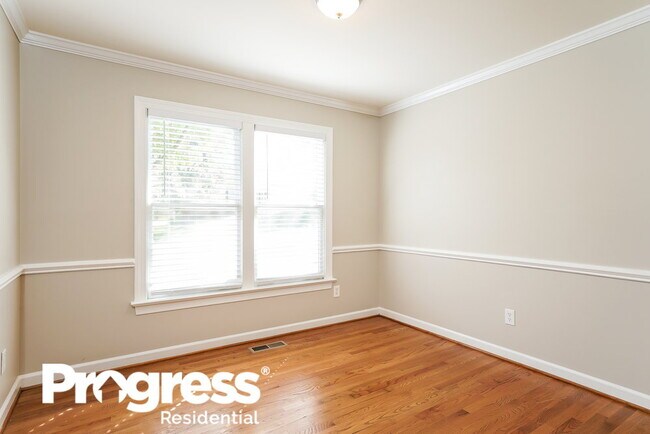 Foto del edificio - 4225 Cashew Dr