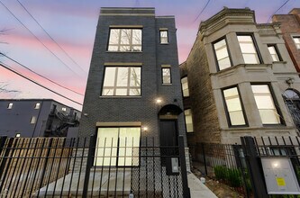 Building Photo - 861 E 63rd Pl