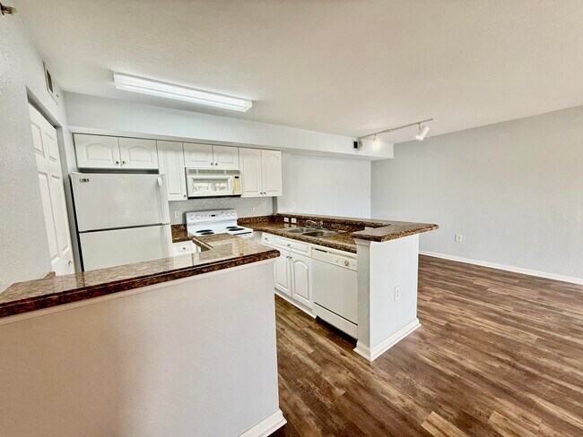 Foto del edificio - 191 SW Palm Dr