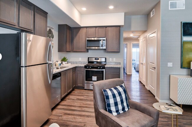 Interior Photo - Mariners Landing