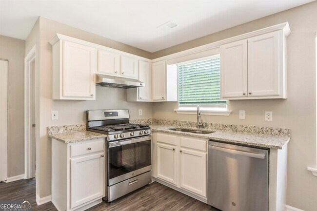 Building Photo - 270 S Greenfield Cir